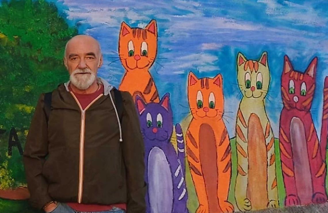 «Ho dipinto la mia casa per regalare un sorriso a chi passa»