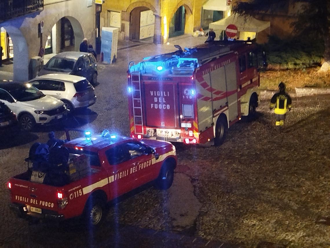 Segnalata una possibile fuga di gas: intervento in corso in via Piandellavalle 