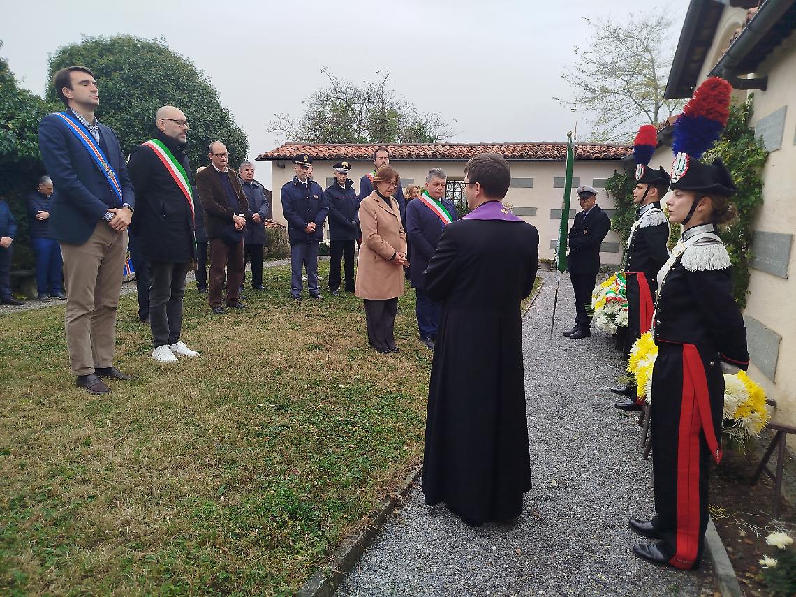 La famiglia e la comunità ricordano Luigi Einaudi, con una preghiera sulla sua tomba