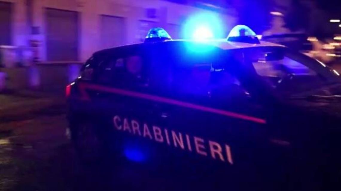 15enne torturato dai coetanei e costretto a gettarsi nel Po, la notte di Halloween