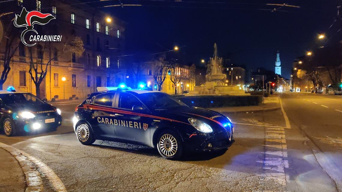 Tensione a Moncalieri: gli amici del 15 torturato organizzano un raid punitivo