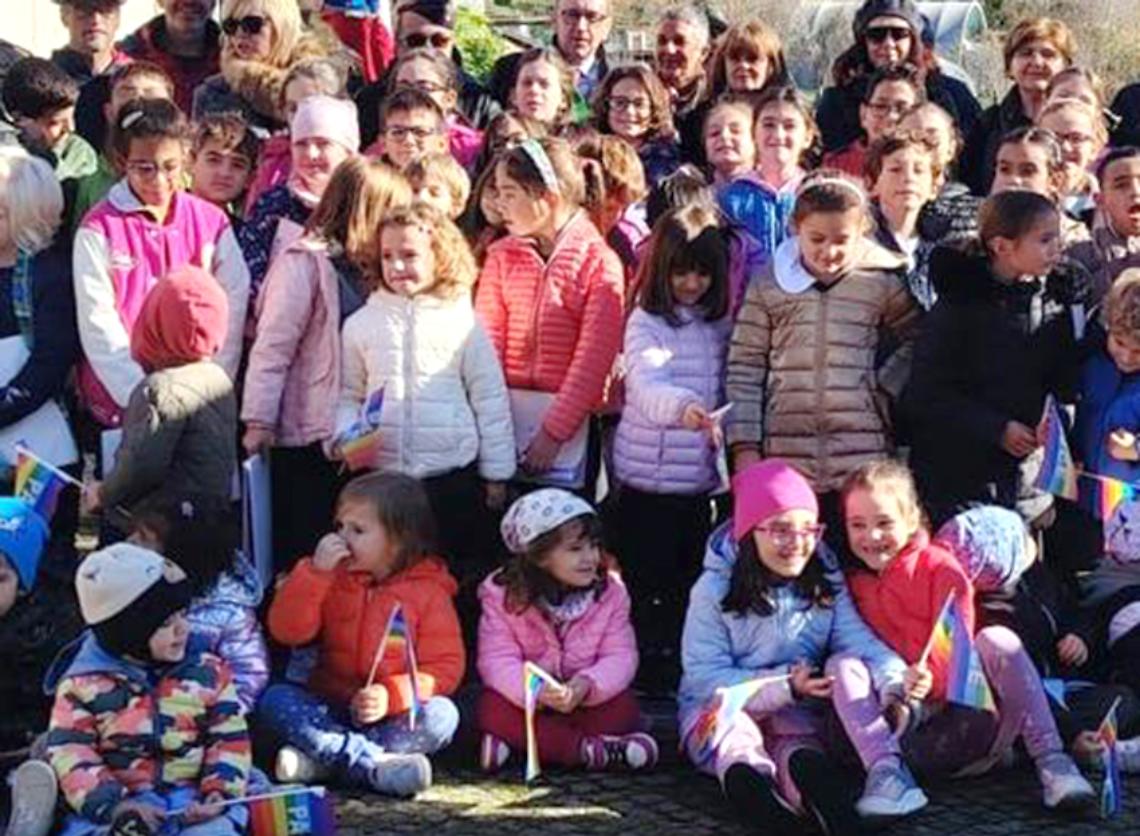 “La memoria vive nelle voci dei bambini”