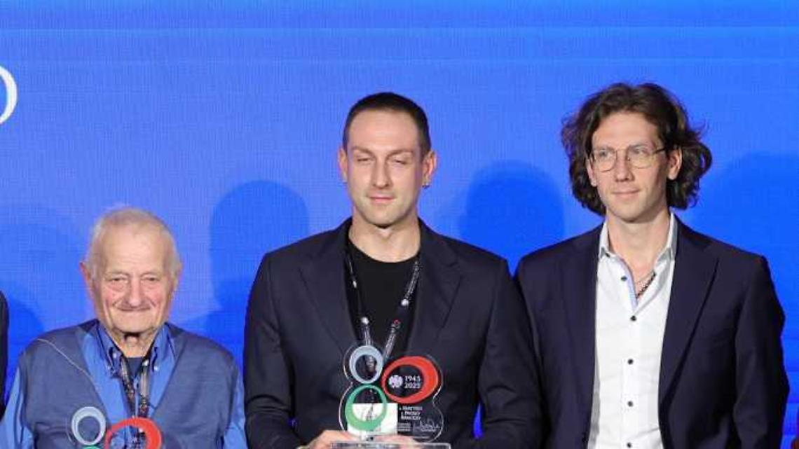 L'eterno arrotino e i fratelli gioiellieri, sulle orme dei genitori: le storie di commercio che ci piacciono