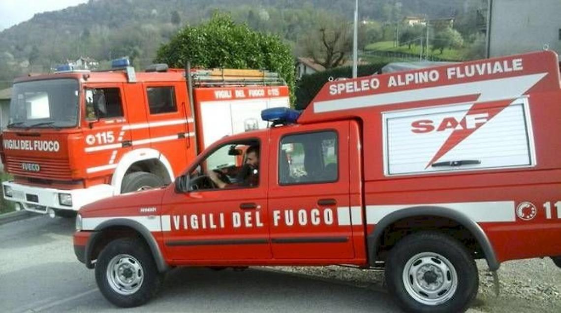 Auto giù da una scarpata: interviene il Nucleo Soccorso alpino e fluviale