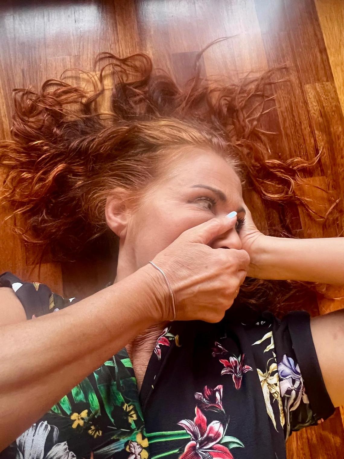 Un viaggio nel mondo femminile: arte, emozioni e speranza oltre la violenza