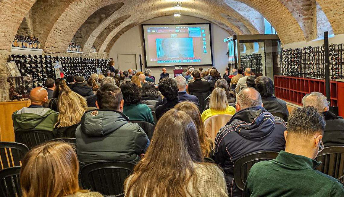 “L’annata che verrà”: esperti e produttori raccontano in anteprima il Re dei Vini 2022