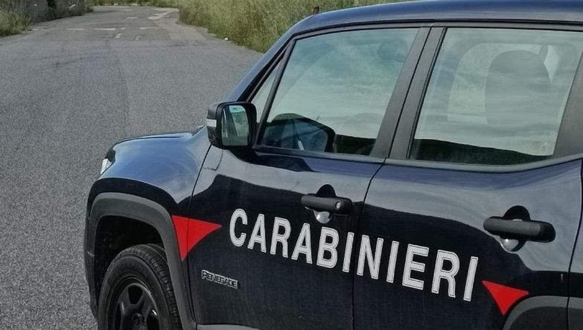 Aggredisce la sorella per l'eredità: rintracciato e arrestato per tentato omicidio