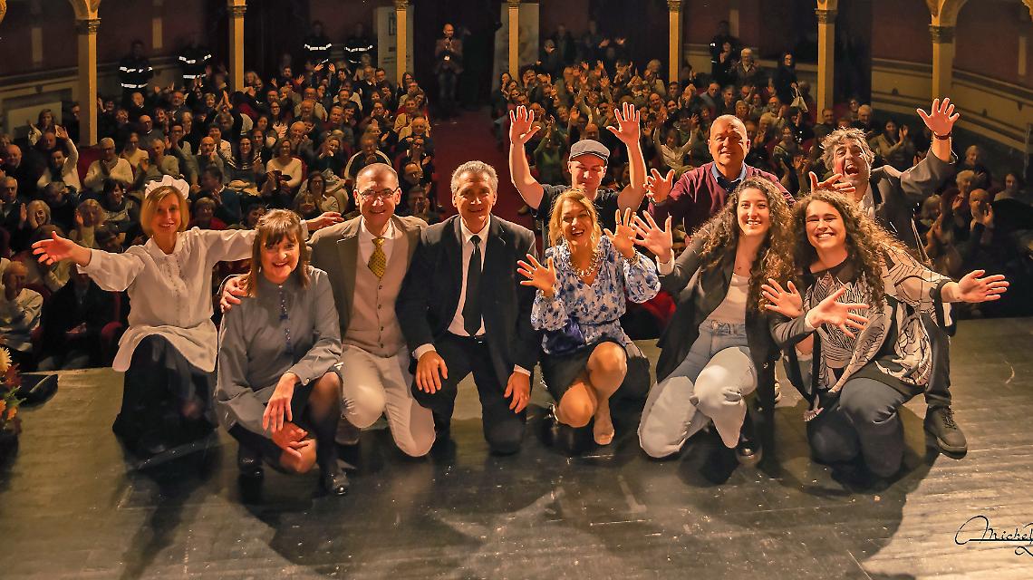 Quattro amici, una proposta “indecente” e tante risate: gli "Stornati" al Toselli