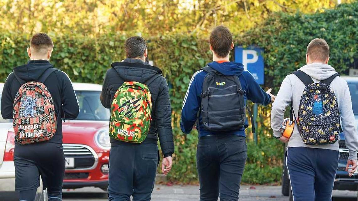 Un progetto che ascolta i ragazzi: workshop e natura nel nuovo programma