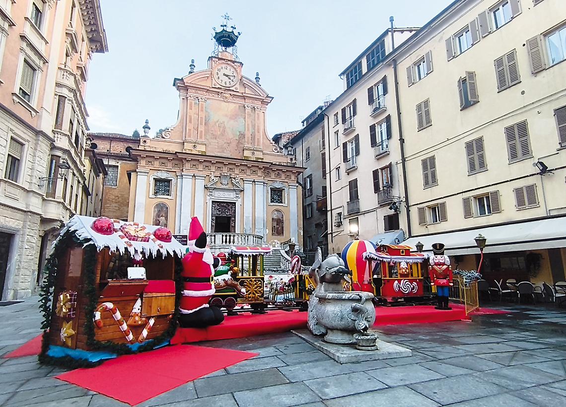 Un “villaggio di Natale”: ma sotto l’albero c’è anche la gastronomia