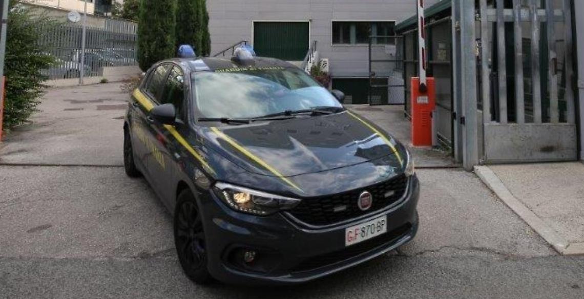 Bancarotta fraudolenta da 2,5 milioni di euro: sei misure cautelari