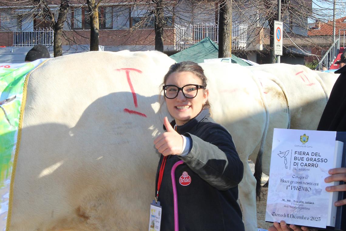 Giovani e allevatrici. E chi l'ha detto che è un lavoro da uomini?