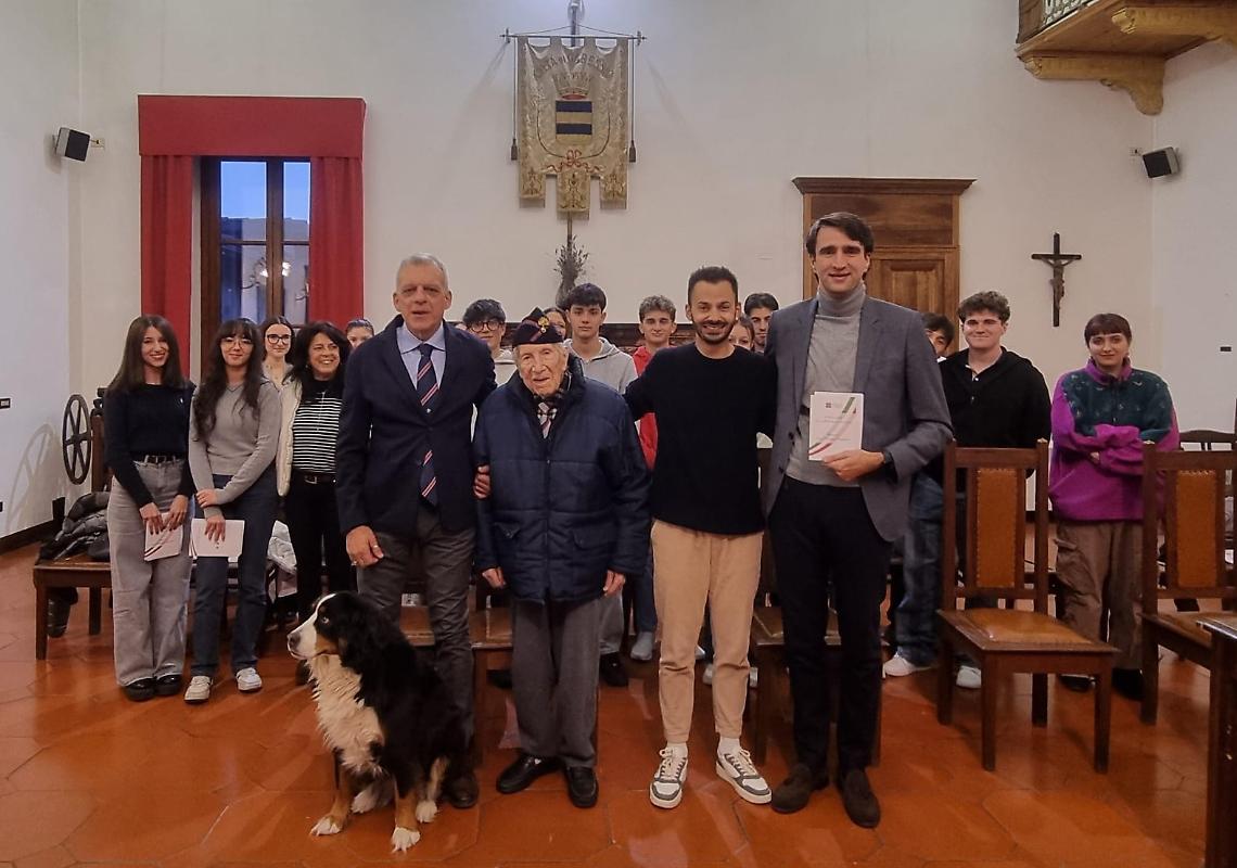 Consegnate le Costituzioni a 21 neo diciottenni