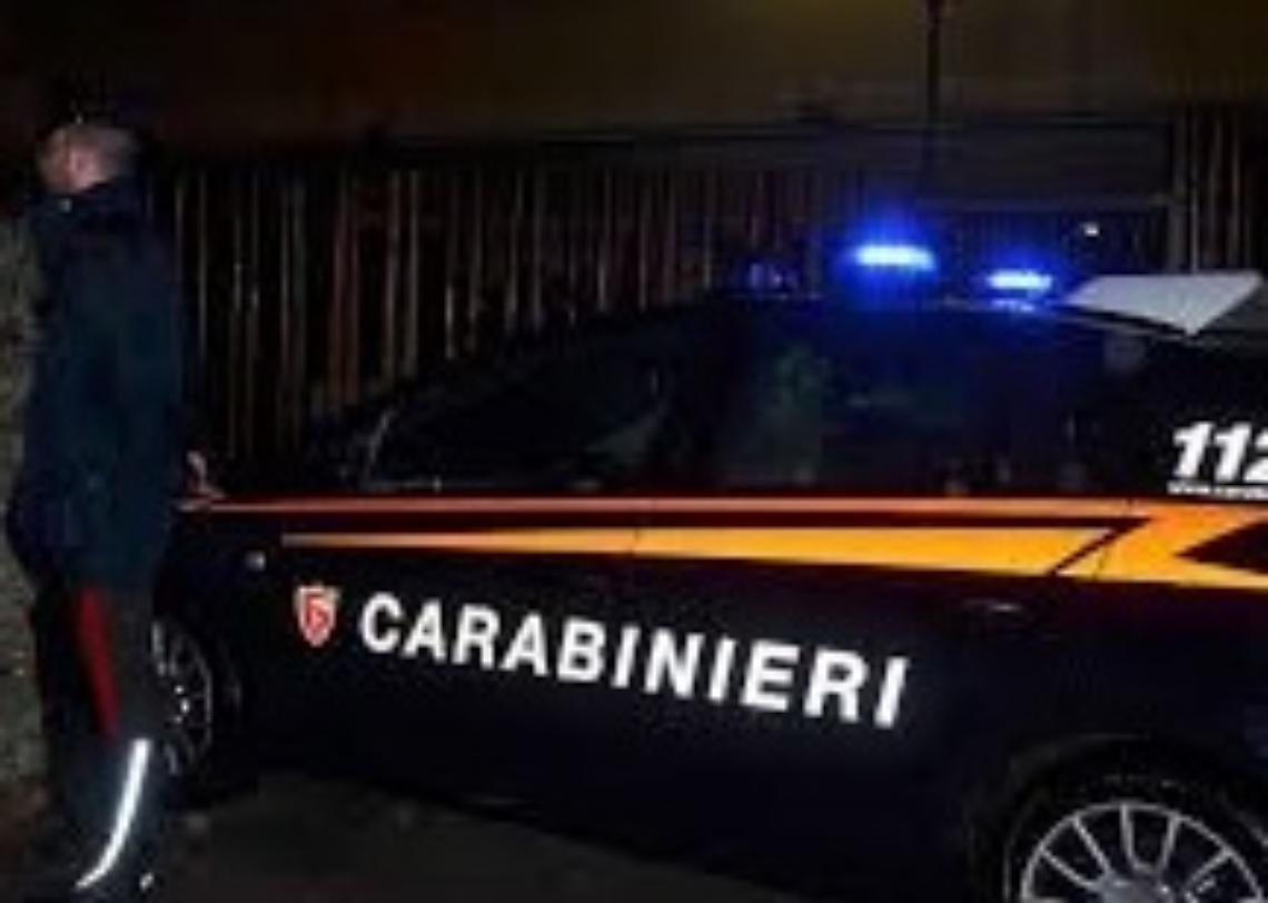 Ferito da un colpo di pistola: 32enne grave al "Santa Croce"