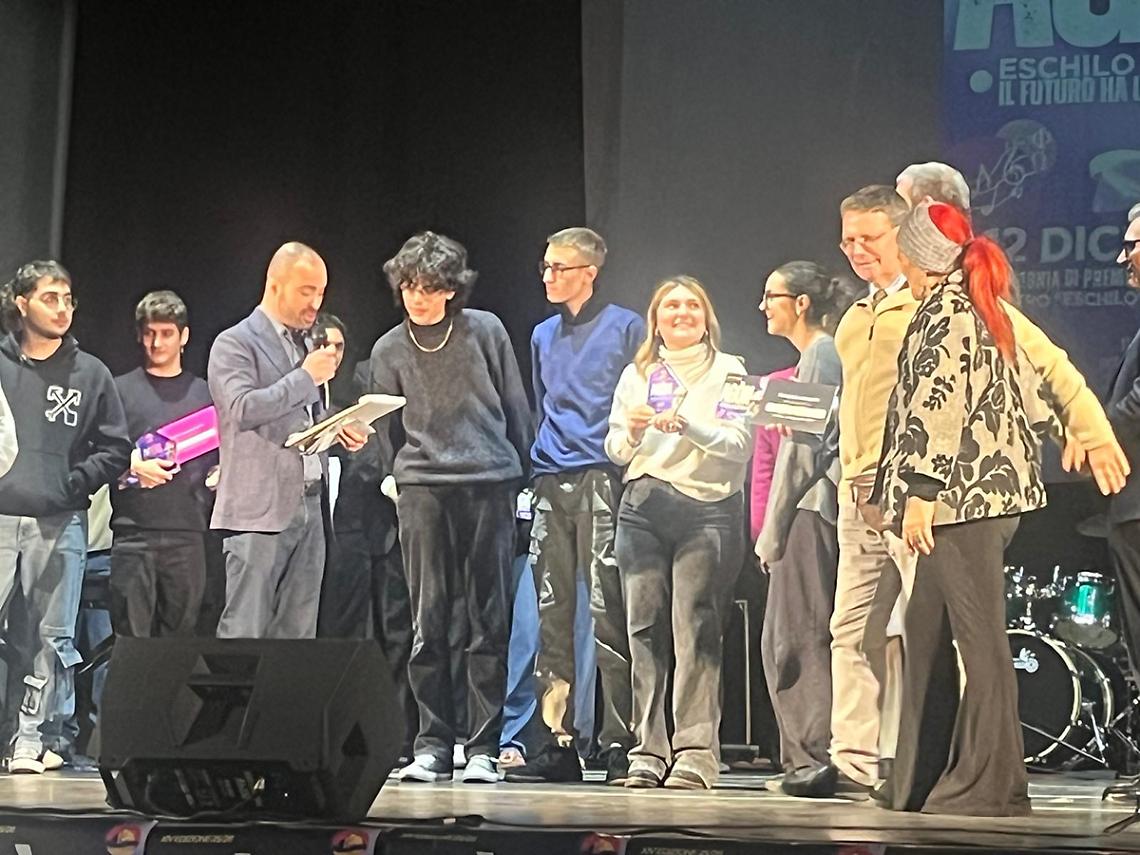 Quando Eschilo &egrave;... pop: la band studentesca trasforma la tragedia in canzone e vince il concorso