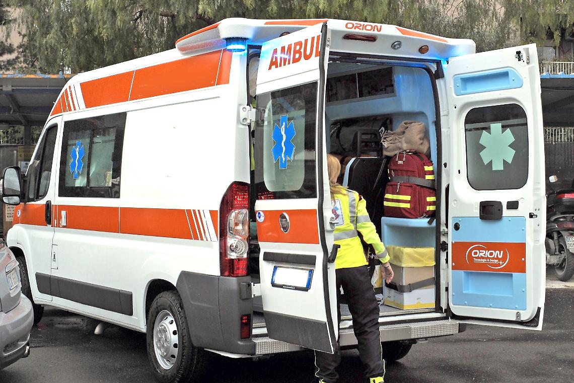 Automobilista di 26 anni grave dopo l'incidente nelle Langhe