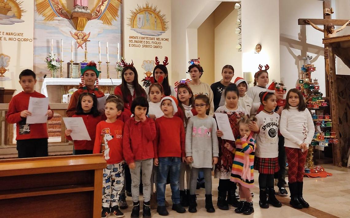 Festa di Natale con i canti dei bimbi e il concerto delle "Frise 'd Langa"