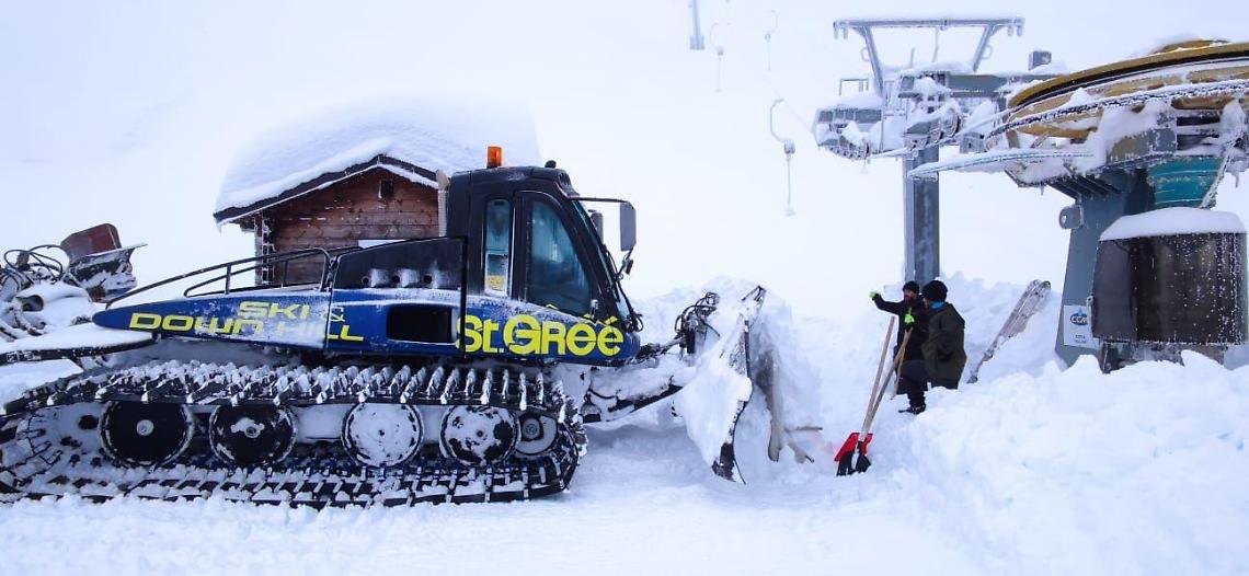 &laquo;Dopo 10 anni torniamo a sciare a Natale&raquo;: neve da record a Viola St Gr&eacute;&eacute;