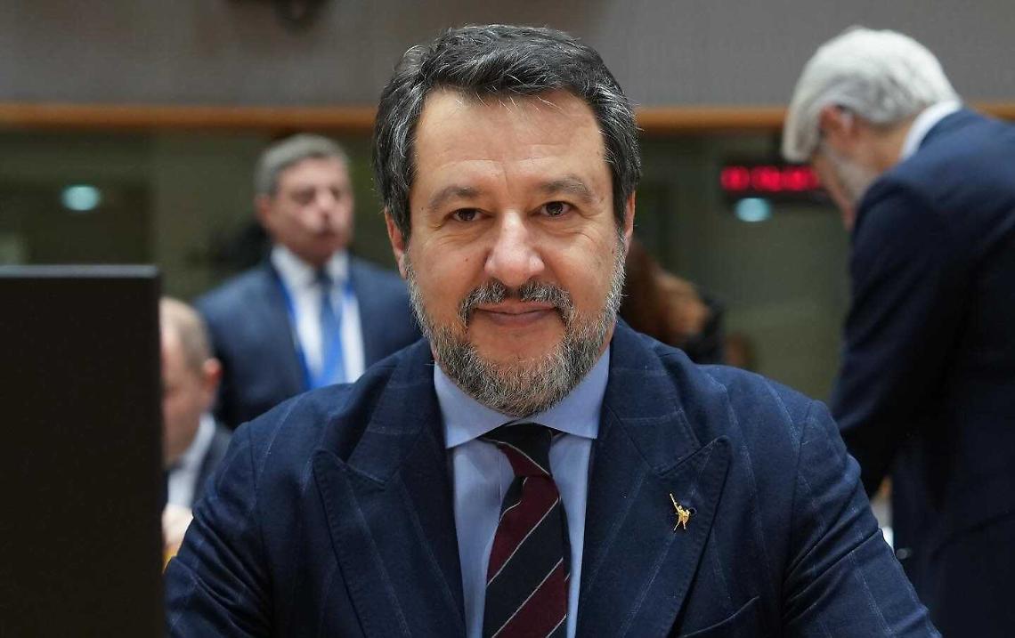 Salvini sostiene la raccolta fondi per il gioielliere Roggero: &ldquo;Aiutiamolo a pagare il risarcimento&rdquo;