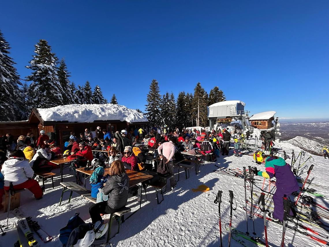 La neve &ldquo;riaccende&rdquo; St Gr&eacute;&eacute;: seconde case piene, piste perfette e panorami mozzafiato&hellip; fino alla Corsica!