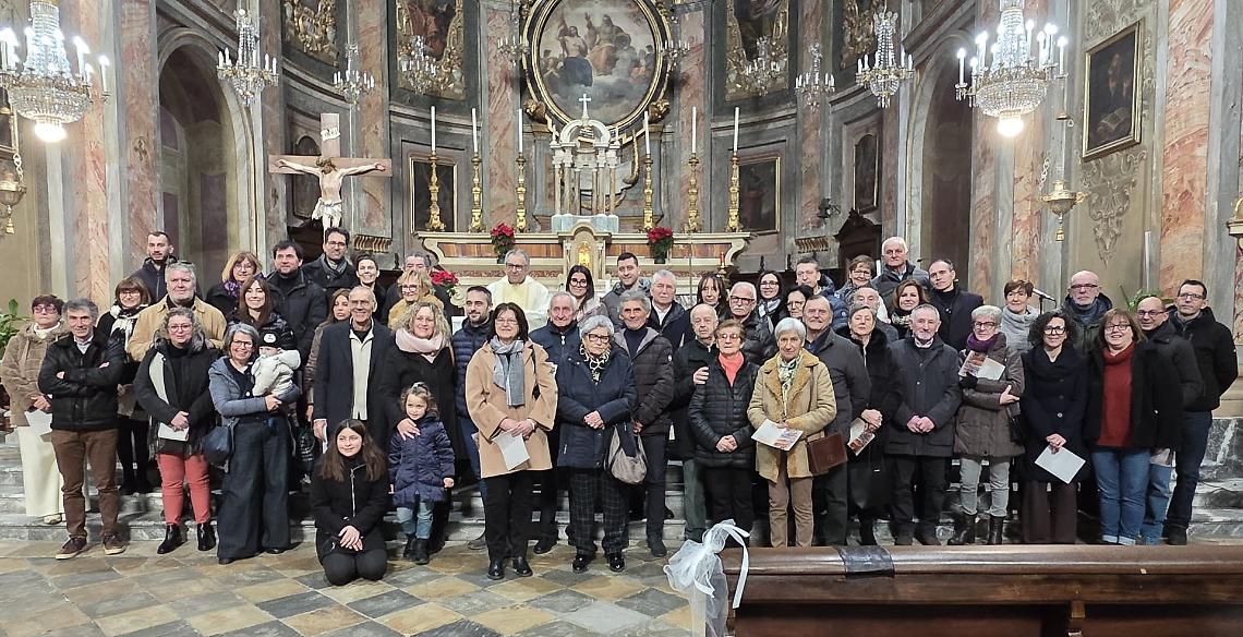 Nozze di diamante: 60 anni di matrimonio per due coppie di sposi