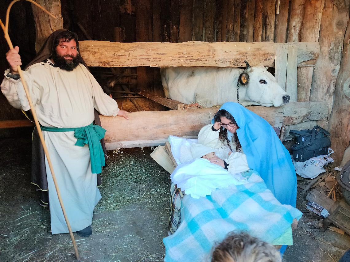 Presepe di Pianvignale: una giornata di magia e grande affluenza, nel segno della pace