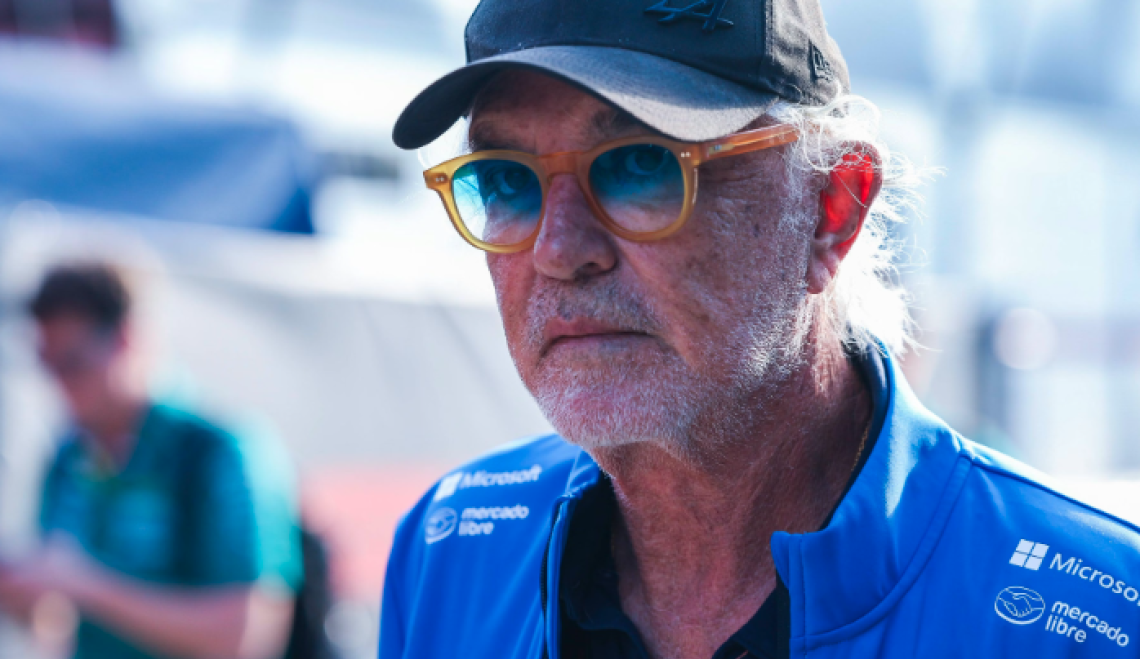 Briatore su Crans-Montana: &laquo;Le candele scintillanti all'interno sono troppo pericolose&raquo;