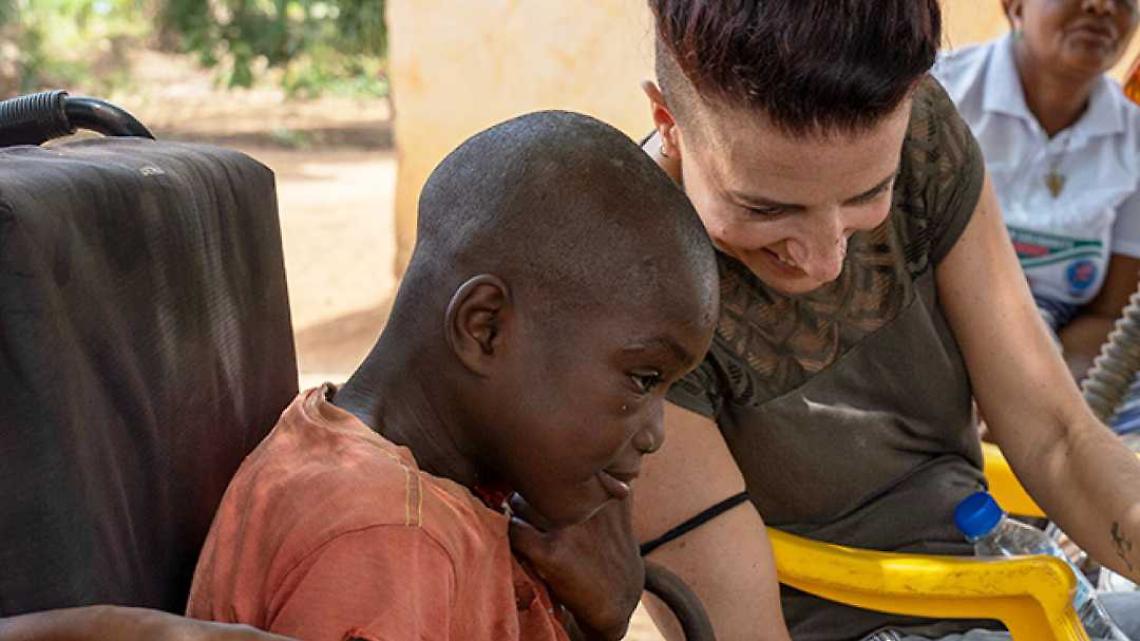 La lebbra non &egrave; una malattia del passato, il miele della solidariet&agrave; che aiuta a sconfiggerla