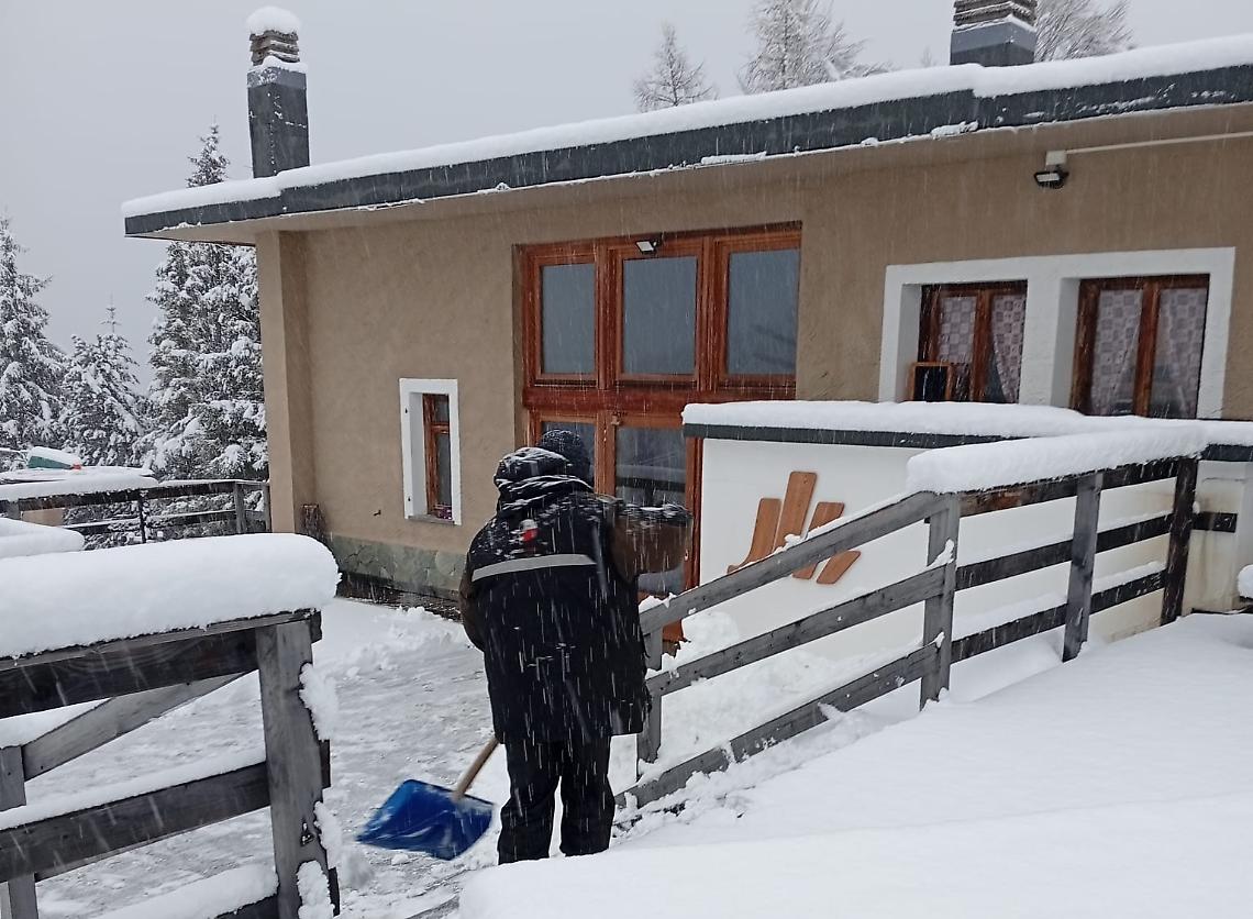Continua a nevicare sulle Alpi del Cuneese: accumuli fino a 40 centimetri
