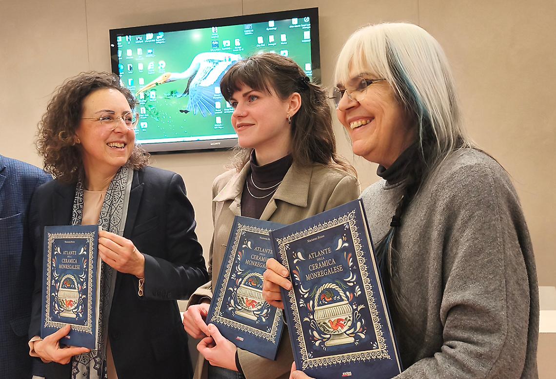 Marianna Bruno disegna la storia della ceramica