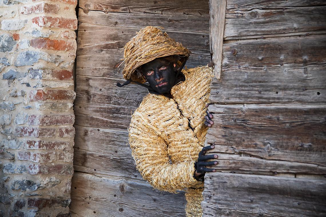 L&rsquo;Orso di Segale torna a correre nel Carnevale alpino