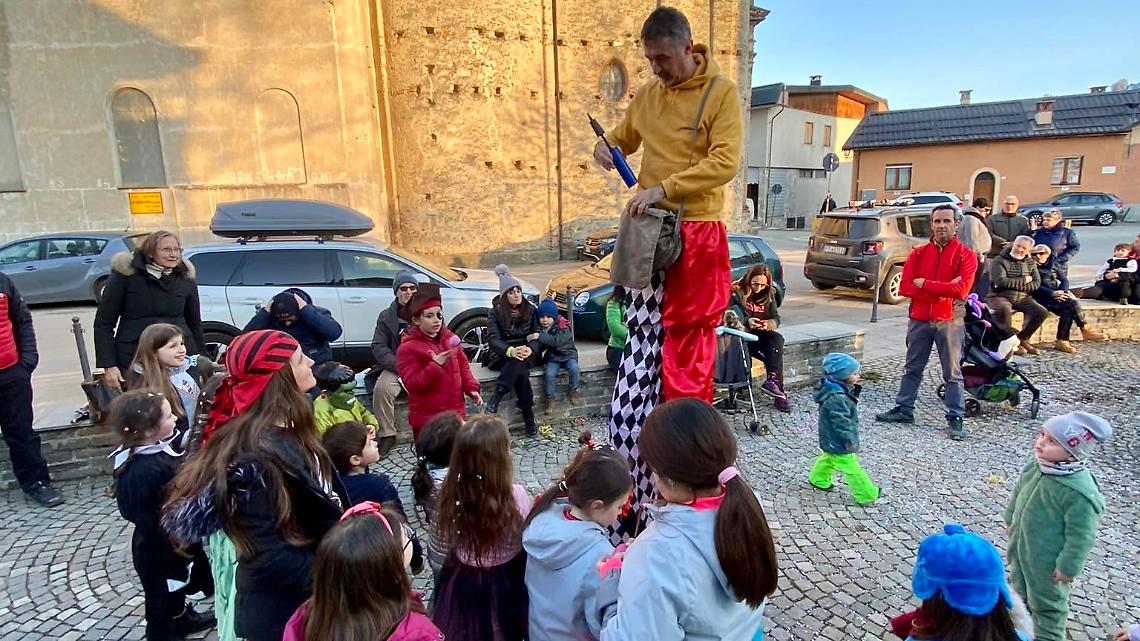 San Giacomo si tinge di colori: doppio appuntamento per il Carnevale tra allegria, giochi e convivialit&agrave;