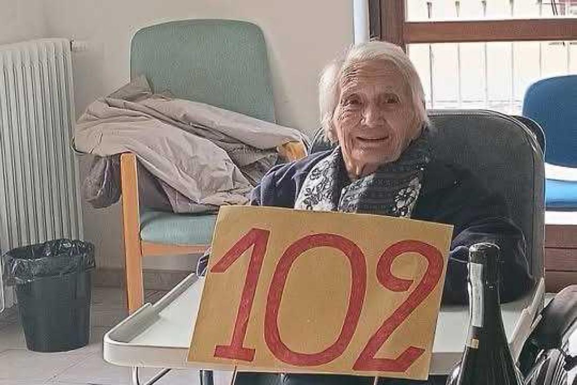 Il piccolo paese festeggia i 102 anni di nonna Fina