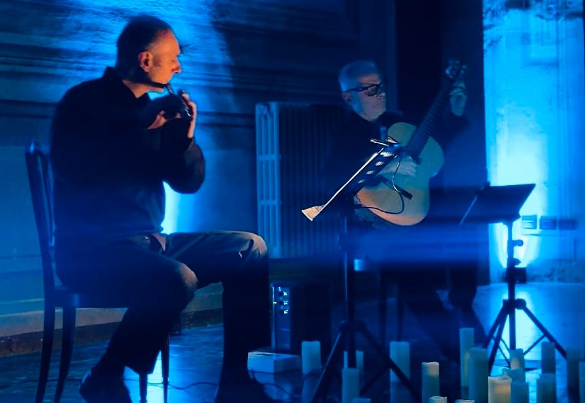 "D'accordi": un concerto al lume di candela apre la rassegna musicale