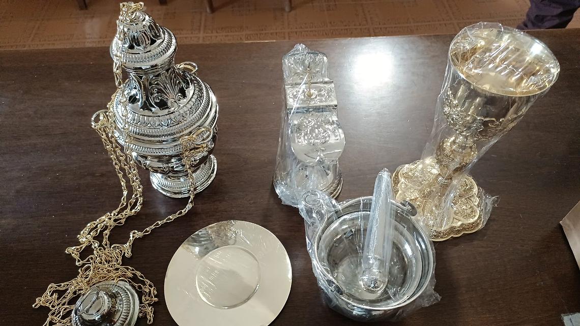 Grazie alle donazioni dei fedeli tornano a splendere gli antichi oggetti liturgici del Santuario