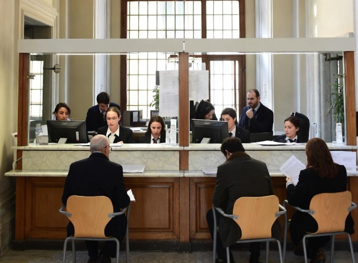 Centinaia di Comuni senza sportelli: la grande fuga delle banche dal Piemonte