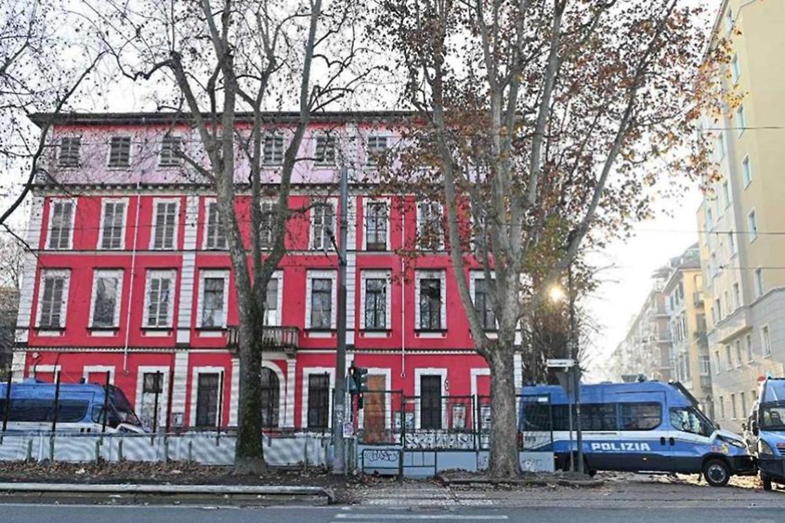 &laquo;La Giunta si costituisca in processo contro Askatasuna&raquo;