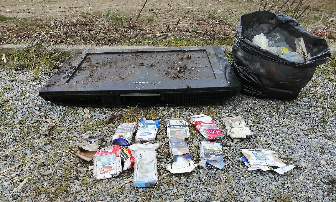 Plastica e rifiuti abbandonati lungo le nostre strade: Comuni uniti contro l'incivilt&agrave;