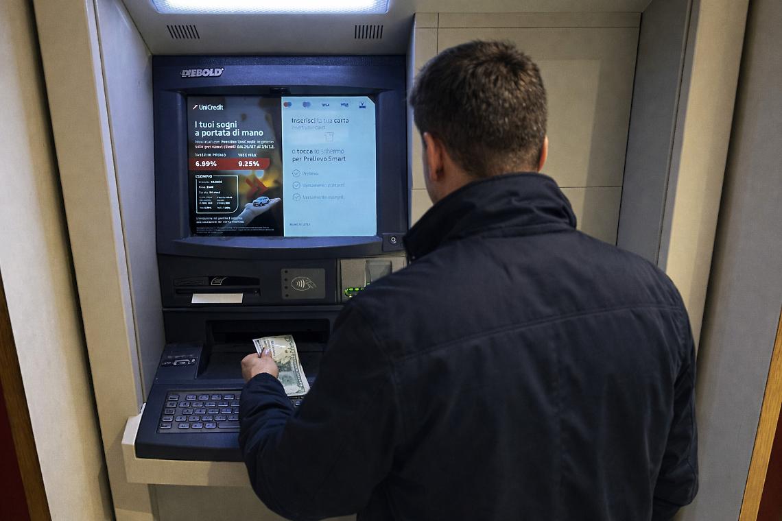 Le banche fuggono dai piccoli Comuni: &laquo;A Cuneo si attivi la politica&raquo;