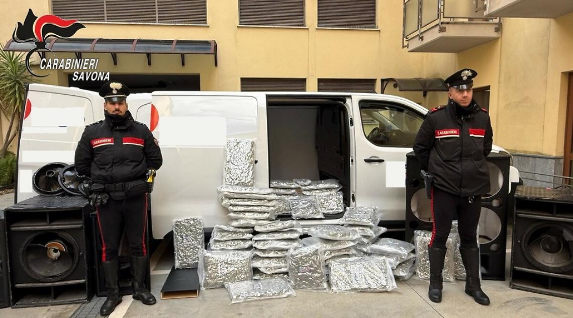 66 kg di marijuana nel furgone: arrestati sulla A6 due giovani piemontesi