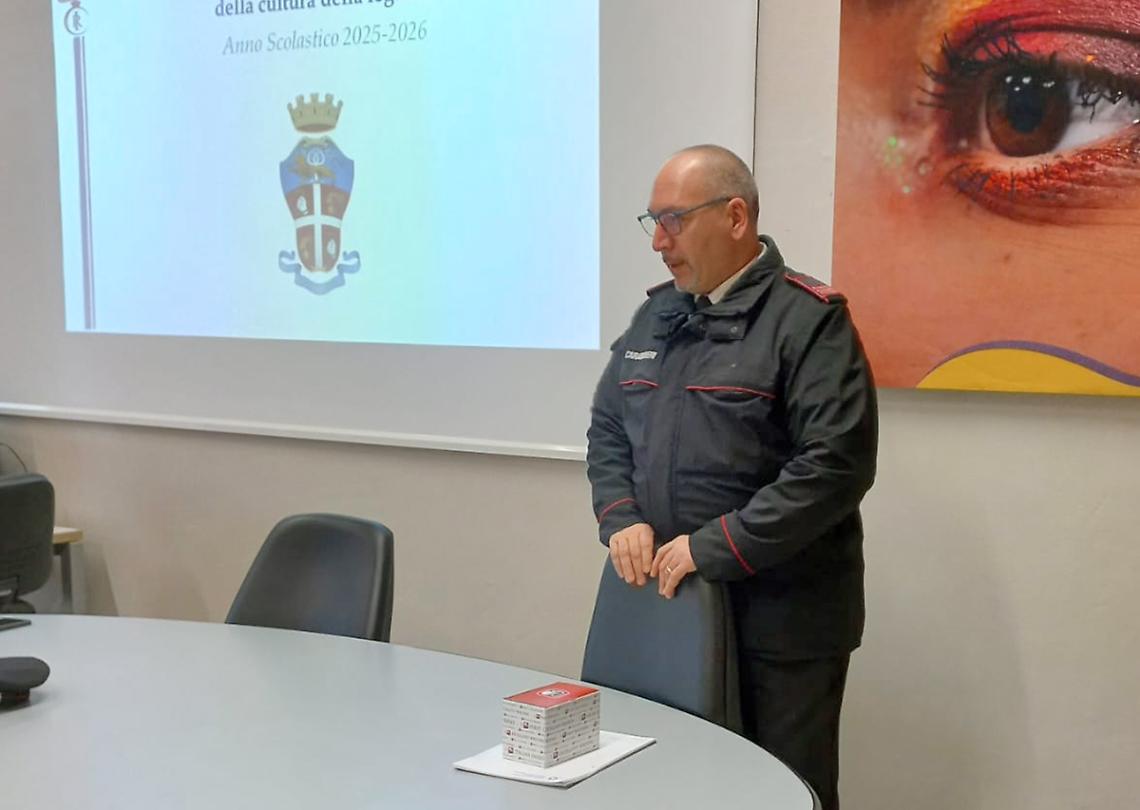 Maltrattamenti e femminicidio: i Carabinieri parlano in classe