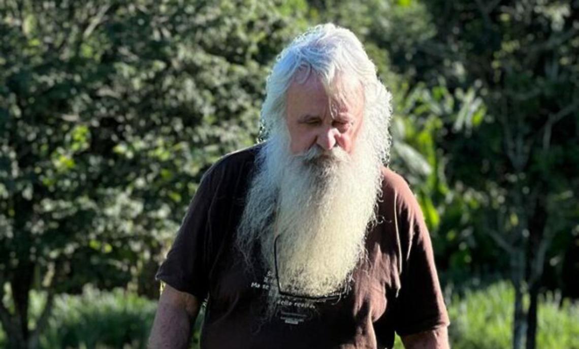 Addio a don Gino, il prete dei lavoratori