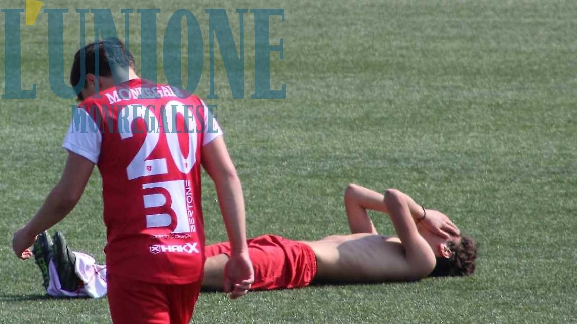 Perdono l'unica partita dell'anno: festa annullata 