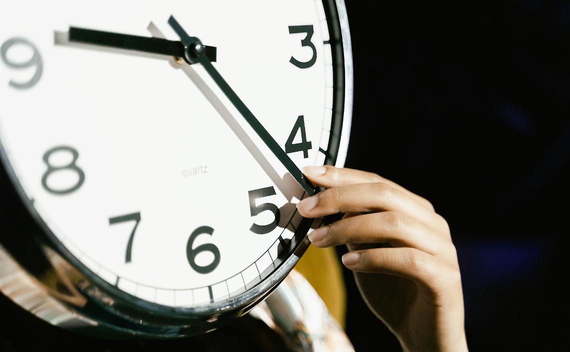 Cambio dell&rsquo;ora s&igrave; o no? La proposta che pu&ograve; cambiare le nostre abitudini