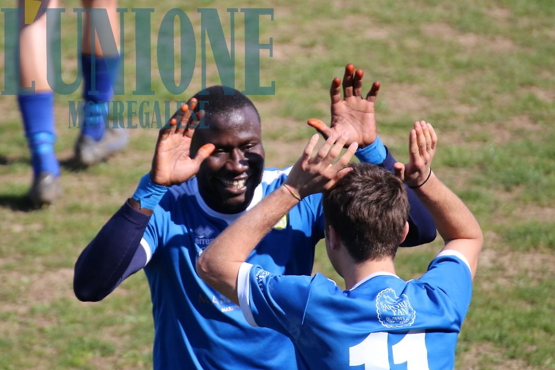 Fall e Giobergia, Trinit&agrave;