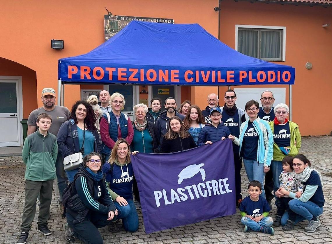 Recuperata nei boschi oltre una tonnellata di rifiuti