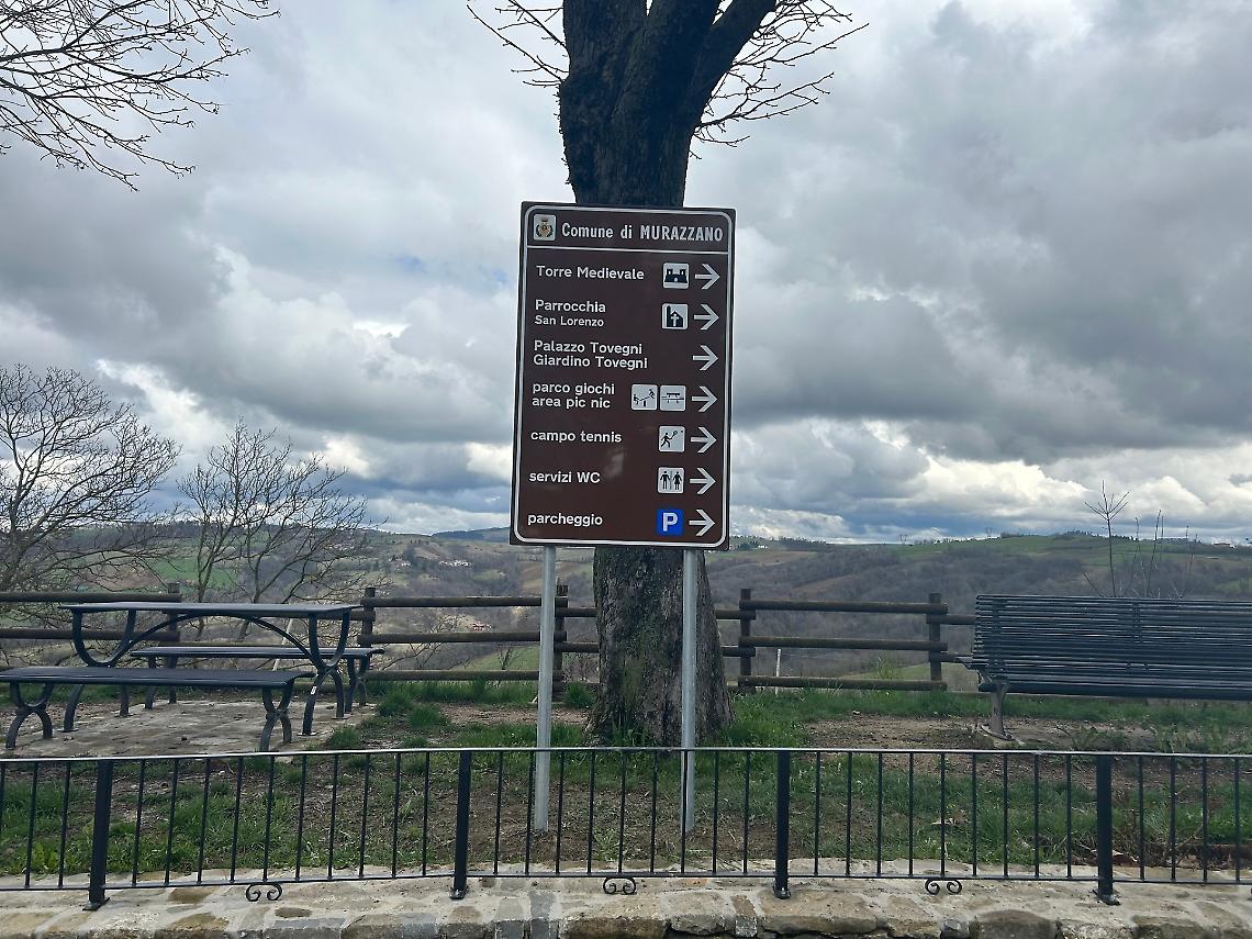 Trenta nuovi cartelli, per informare automobilisti e turisti, sulle strade di Murazzano