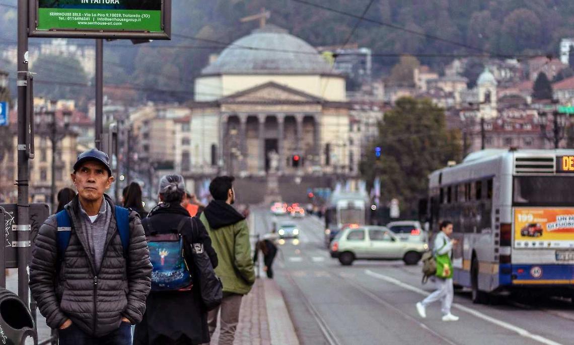 Aria pi&ugrave; pulita a Torino? Migliorano i dati, ma l&rsquo;emergenza non &egrave; finita