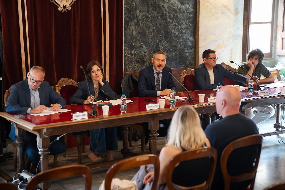 Sei giorni, centinaia di eventi: se la citt&agrave; diventa un palcoscenico totale