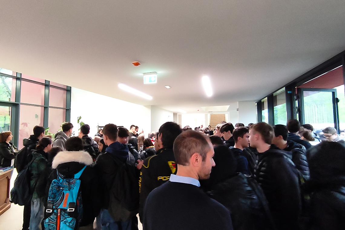 Un  "primo giorno di scuola"... ad aprile: nel nuovo istituto